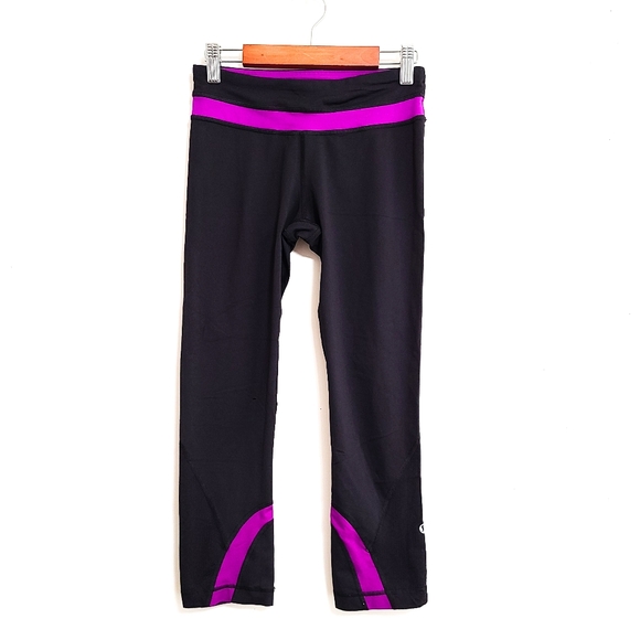 Lululemon Run Inspire Crop II Leggings in Black & Tender Violet - Picture 6 of 9